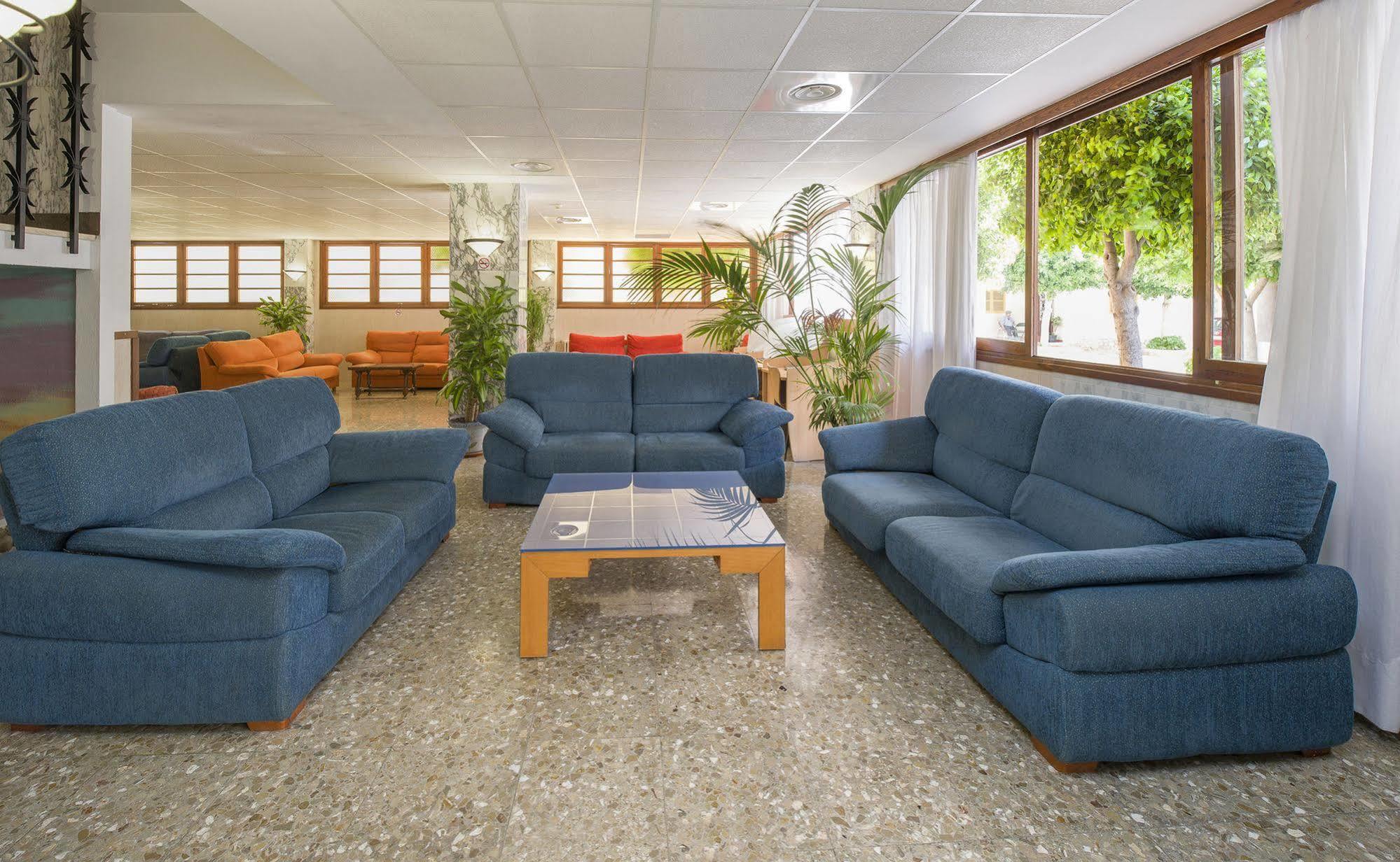 Hotel Brisa - Adults Only Sant Antoni de Portmany Екстериор снимка