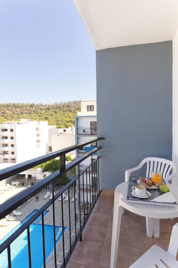 Hotel Brisa - Adults Only Sant Antoni de Portmany Екстериор снимка