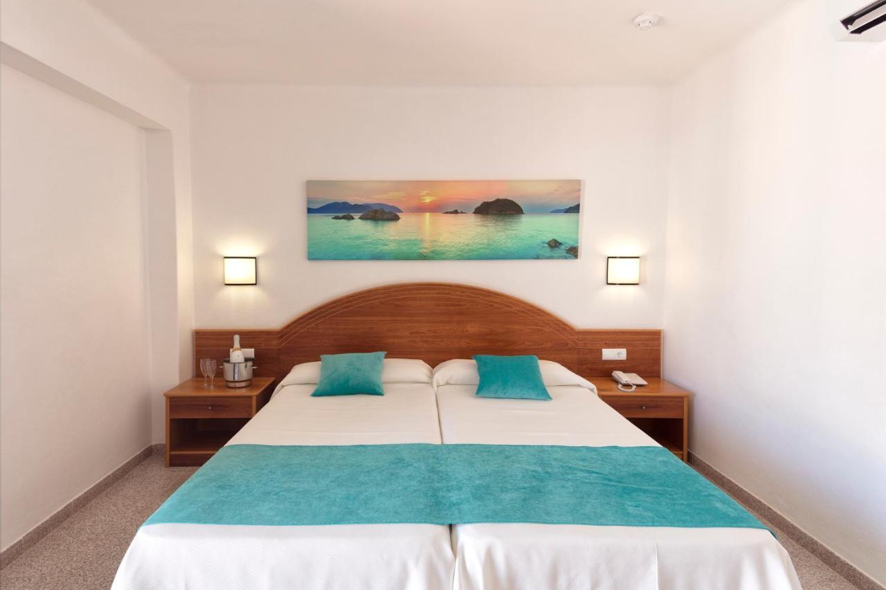Hotel Brisa - Adults Only Sant Antoni de Portmany Екстериор снимка